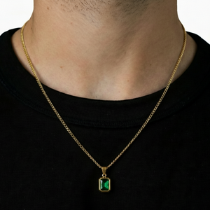 Green Gemstone Pendant (18k Gold)
