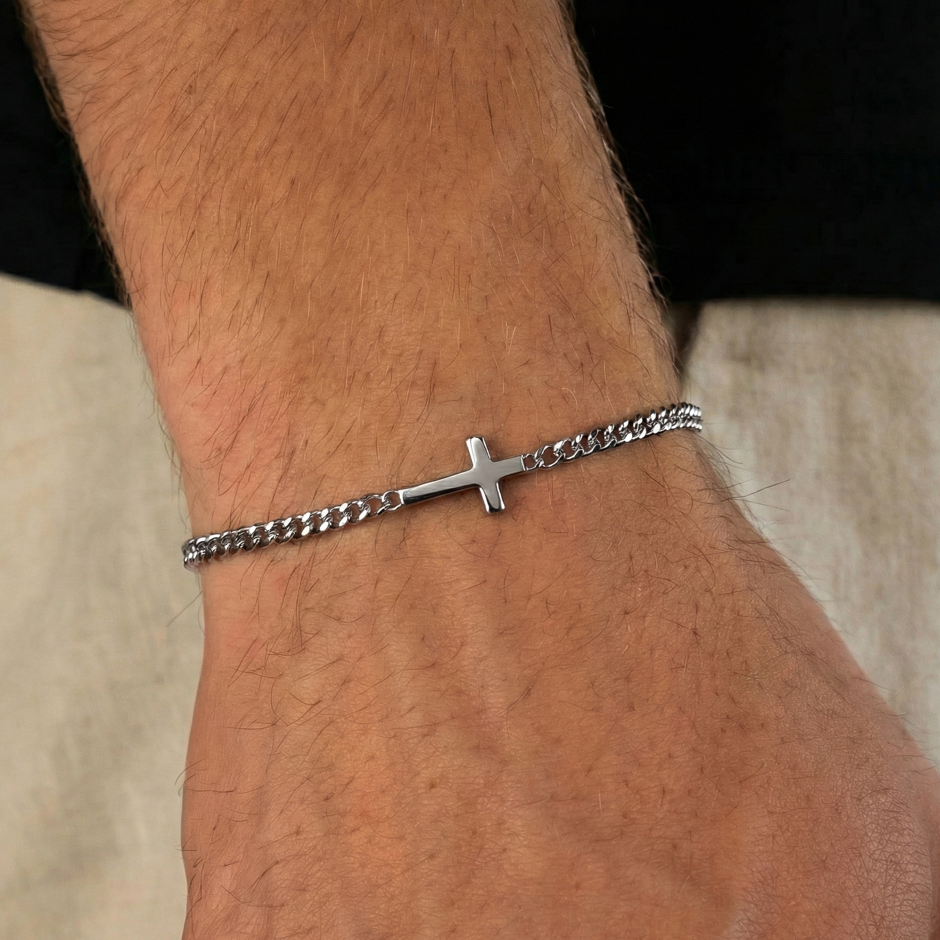 Minimalistic Cross Bracelet Silver