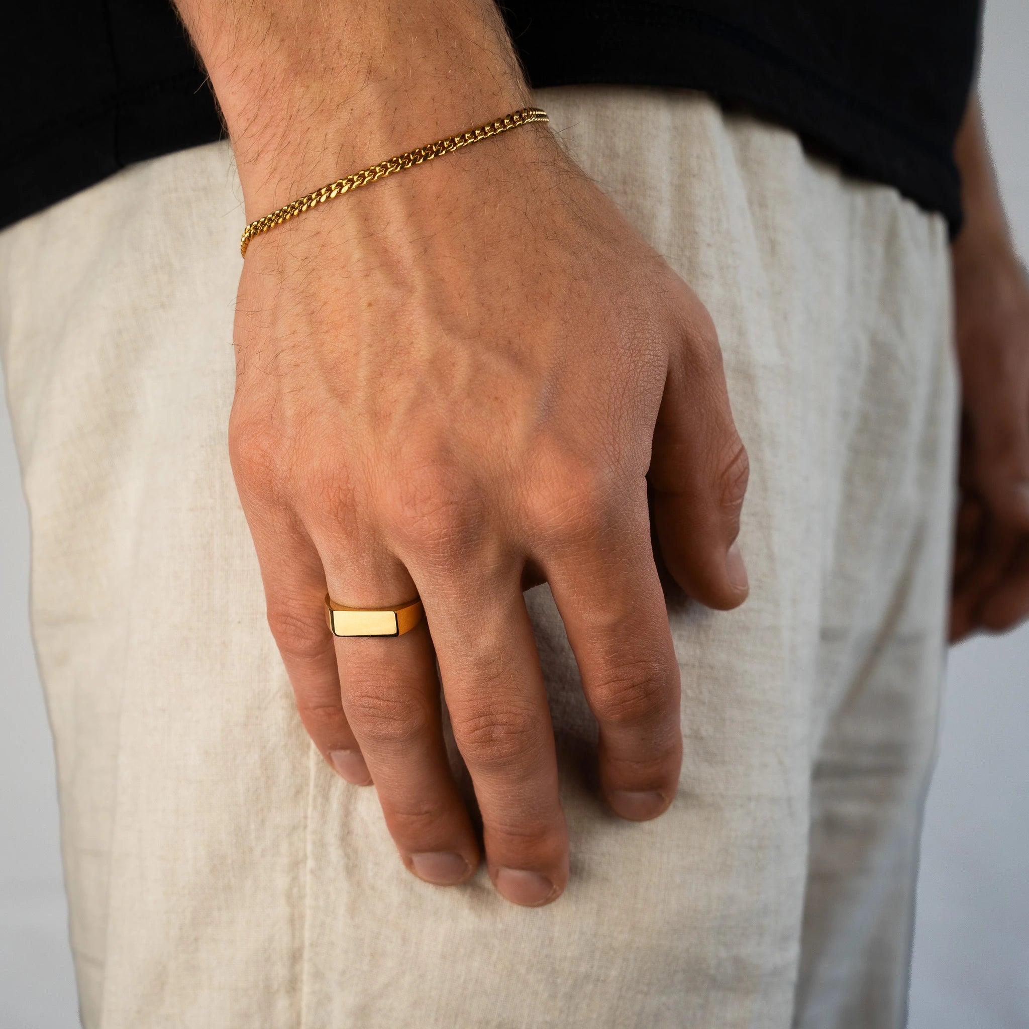 Minimalistic Signet Ring Goud