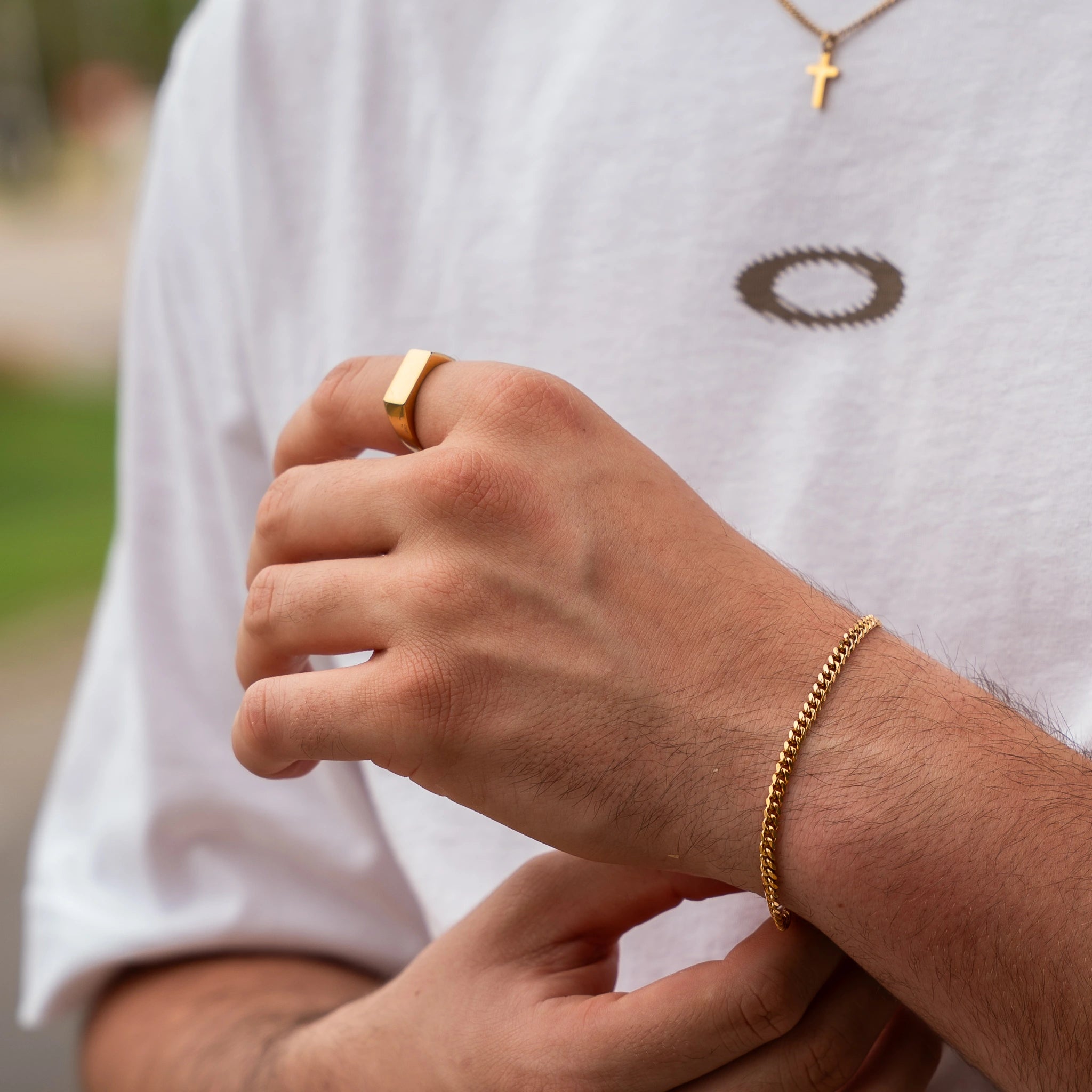 Signet Ring (18k Gold)